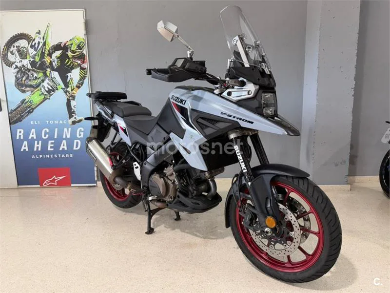 Suzuki V-Strom 1050 – Vista 4