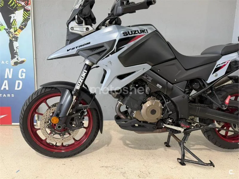 Suzuki V-Strom 1050 – Vista 6