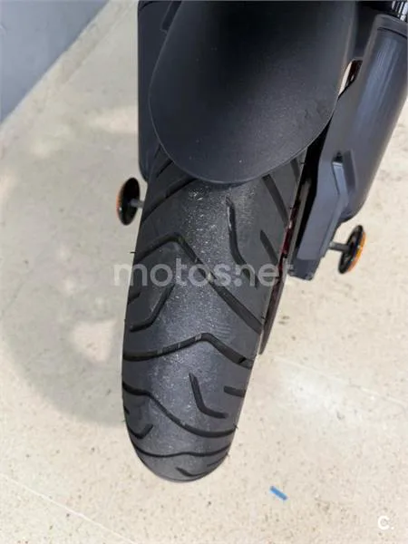 Suzuki V-Strom 1050 – Vista 8