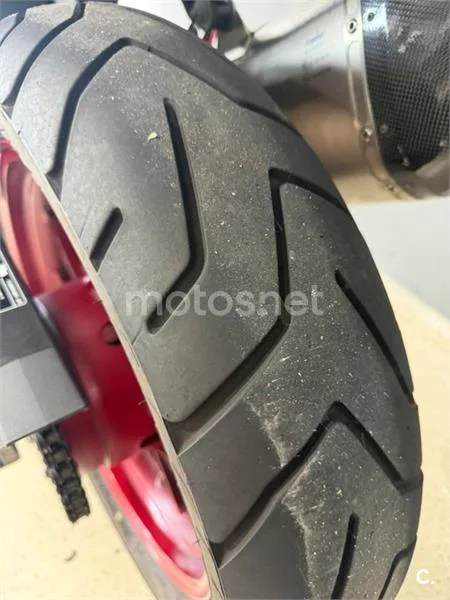 Suzuki V-Strom 1050 – Vista 9