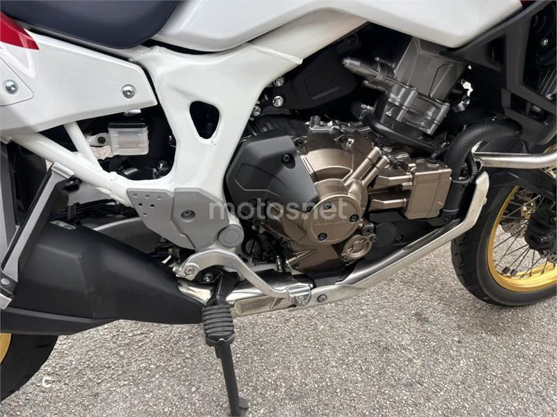 Honda CRF 1000L Africa Twin – Vista 11