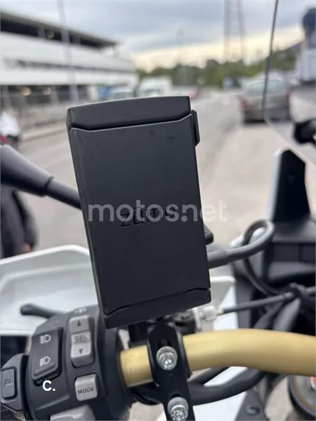 Honda CRF 1000L Africa Twin – Vista 9