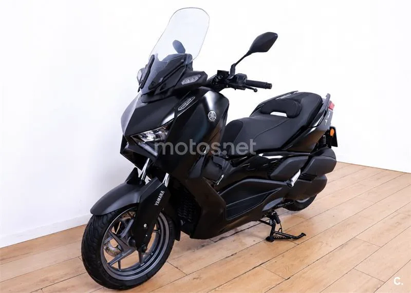 Yamaha XMAX 300 – Vista 3