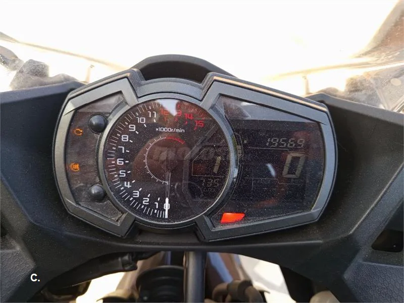 Kawasaki Ninja 400 – Vista 2