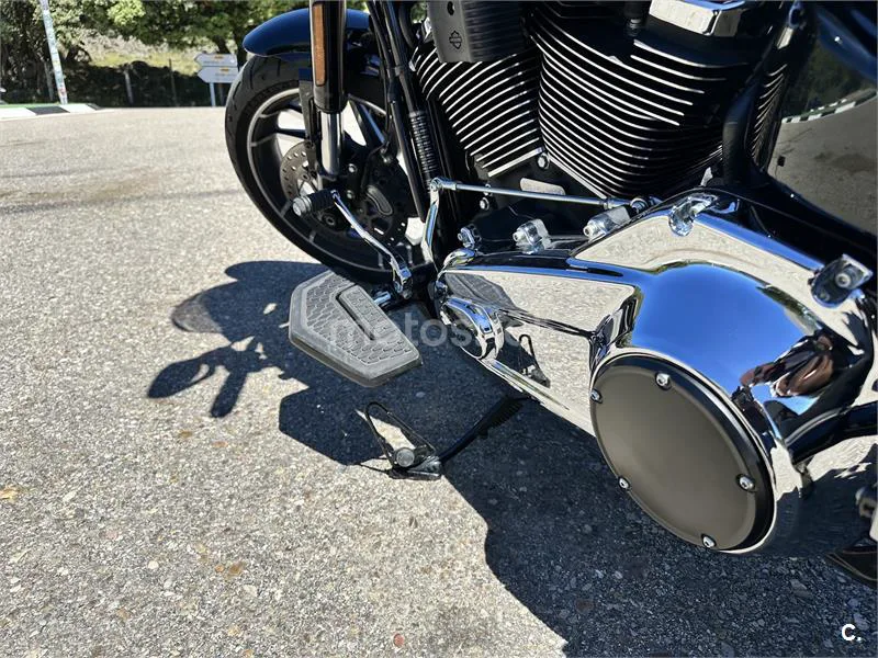 Harley-Davidson Sport Glide – Vista 4
