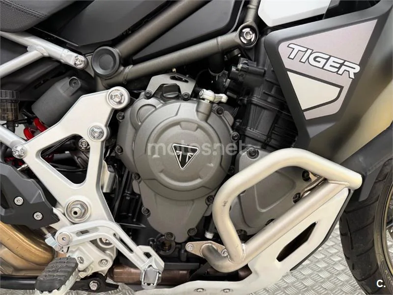Triumph Tiger 1200 – Vista 7