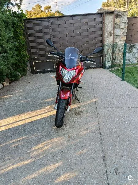 Aprilia Shiver 750 GT – Vista 3