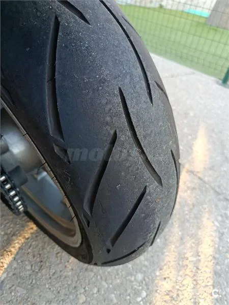 Aprilia Shiver 750 GT – Vista 28