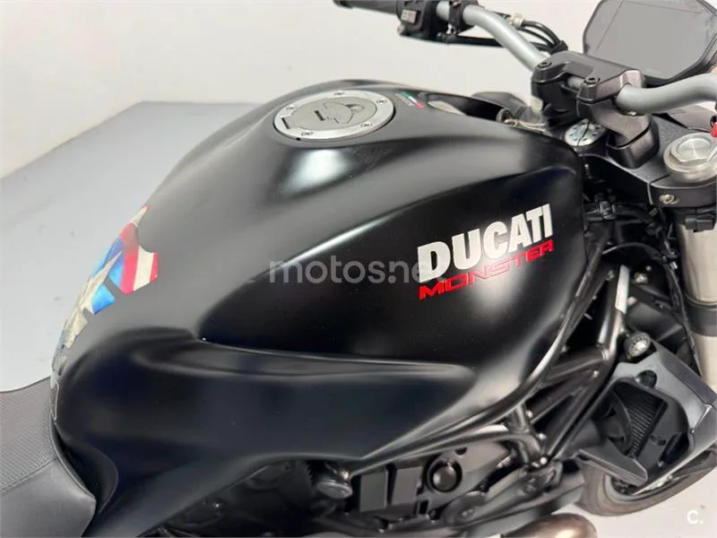 Ducati Monster 821 – Vista 18