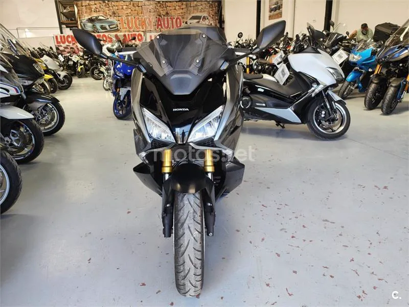 Honda Forza 750 – Vista 17