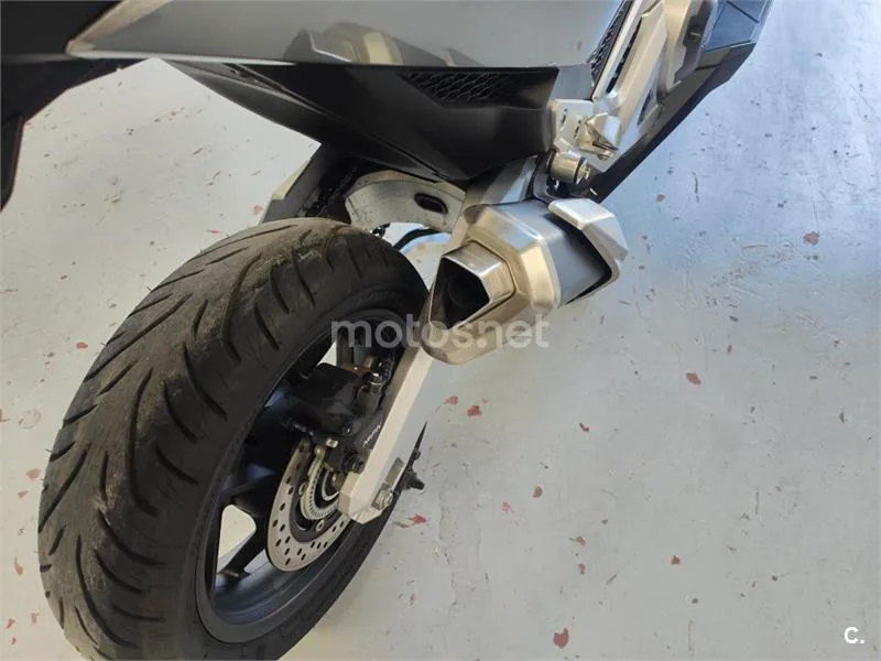 Honda Forza 750 – Vista 19