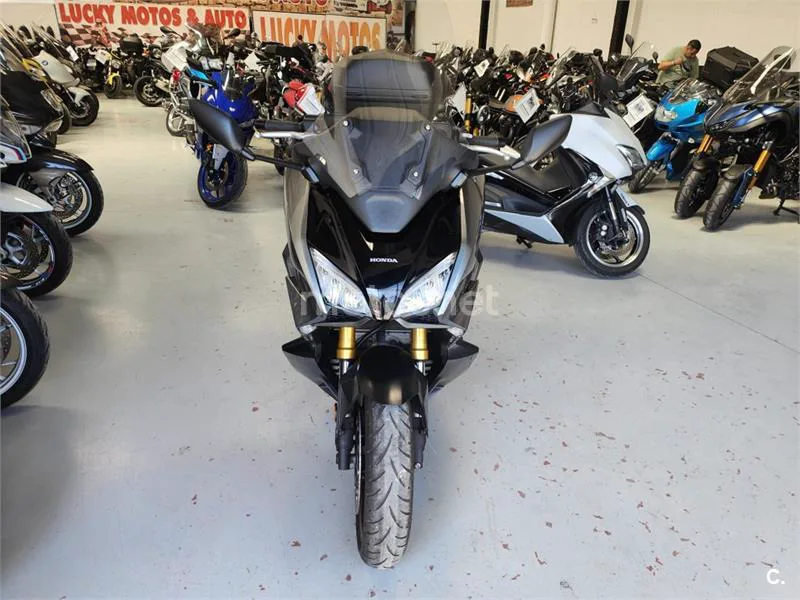 Honda Forza 750 – Vista 22