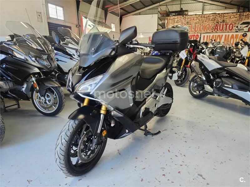 Honda Forza 750 – Vista 23