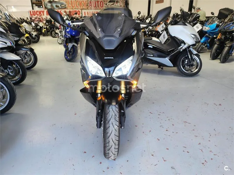 Honda Forza 750 – Vista 4