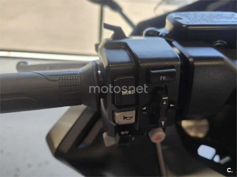 Honda Forza 750 – Vista 7
