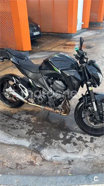 Kawasaki Z800 – Vista 3