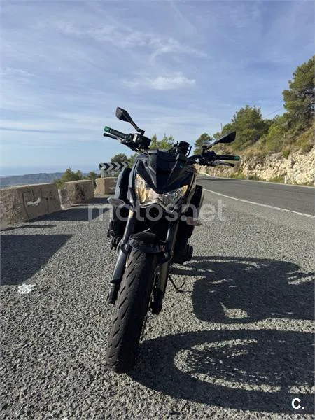 Kawasaki Z800 – Vista 6