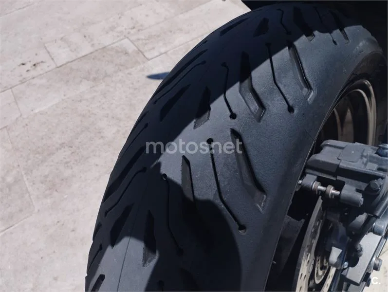 Yamaha XSR 900 – Vista 5