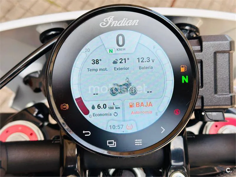 Indian FTR 1200 – Vista 20