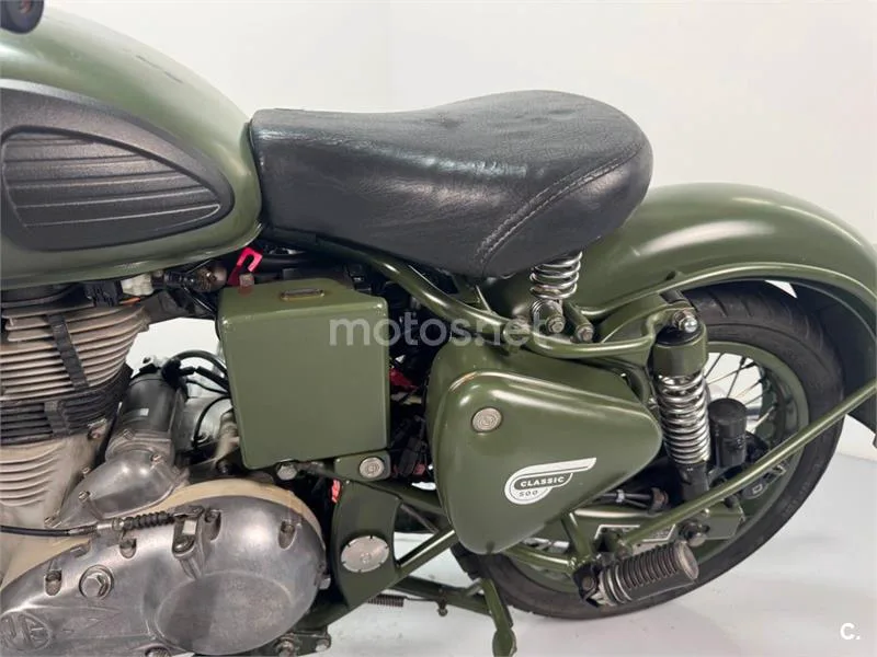 Royal Enfield Classic – Vista 15