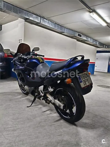 Suzuki GSX 750F – Vista 7