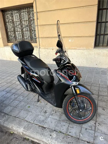 Honda SH 125i – Vista 4