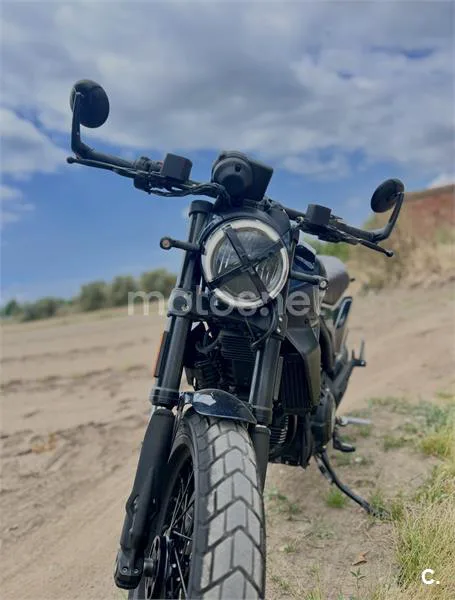 Ducati Scrambler – Vista 4