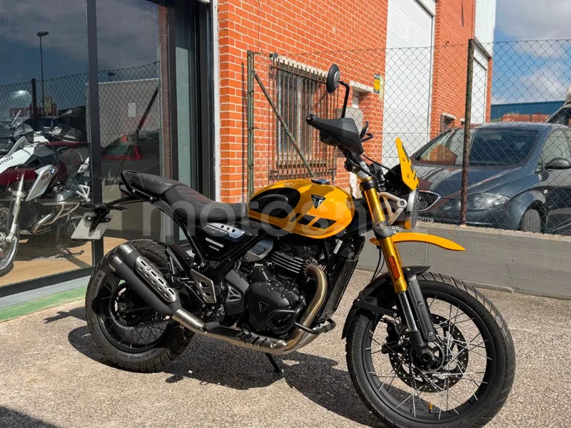 Triumph Scrambler 400 X - Vista 11
