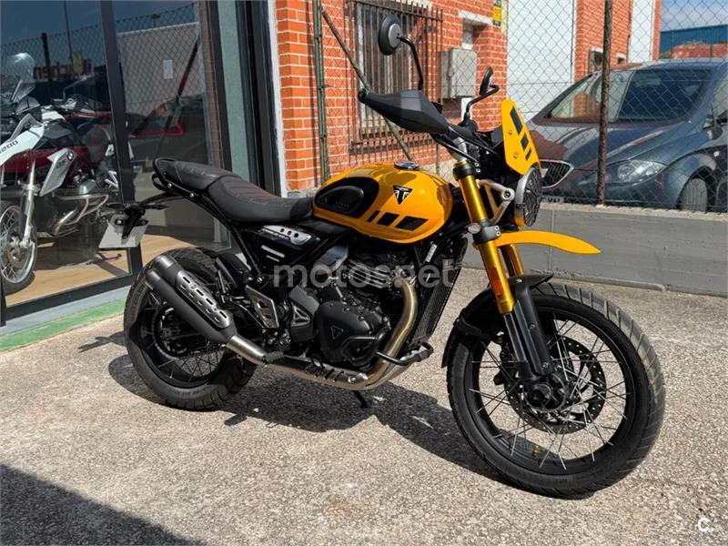 Triumph Scrambler 400 X – Vista 7