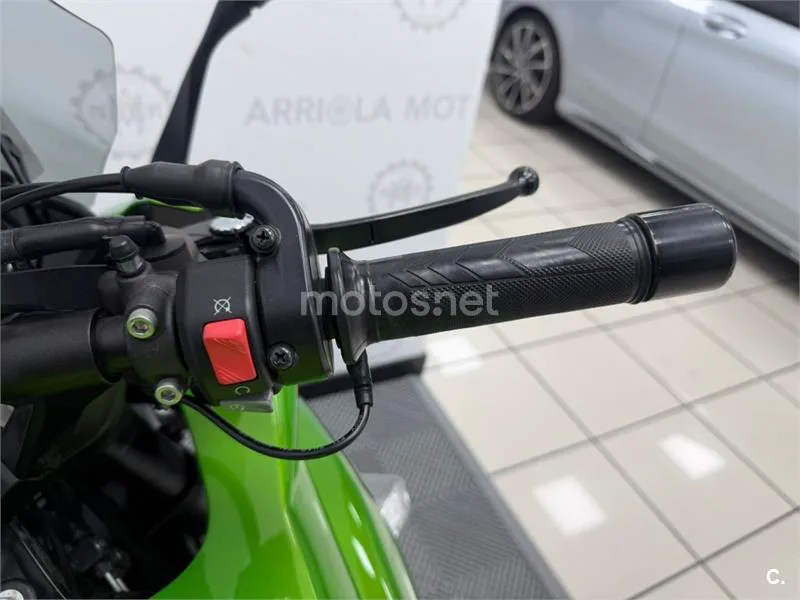 Kawasaki Z1000 SX – Vista 12