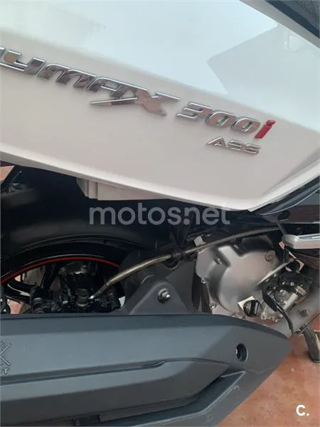SYM Joymax 300 – Vista 4