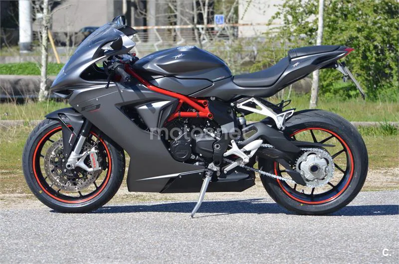 MV Agusta F3 675 - Vista 8