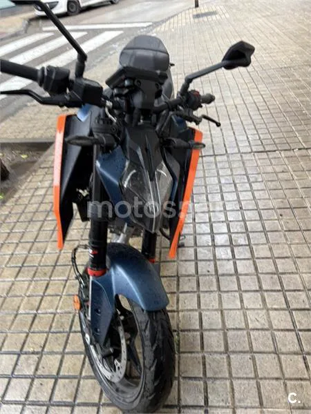 KTM 125 – Vista 2