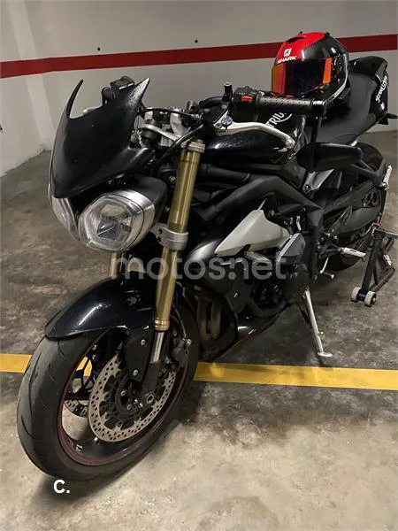 Triumph Street Triple – Vista 5