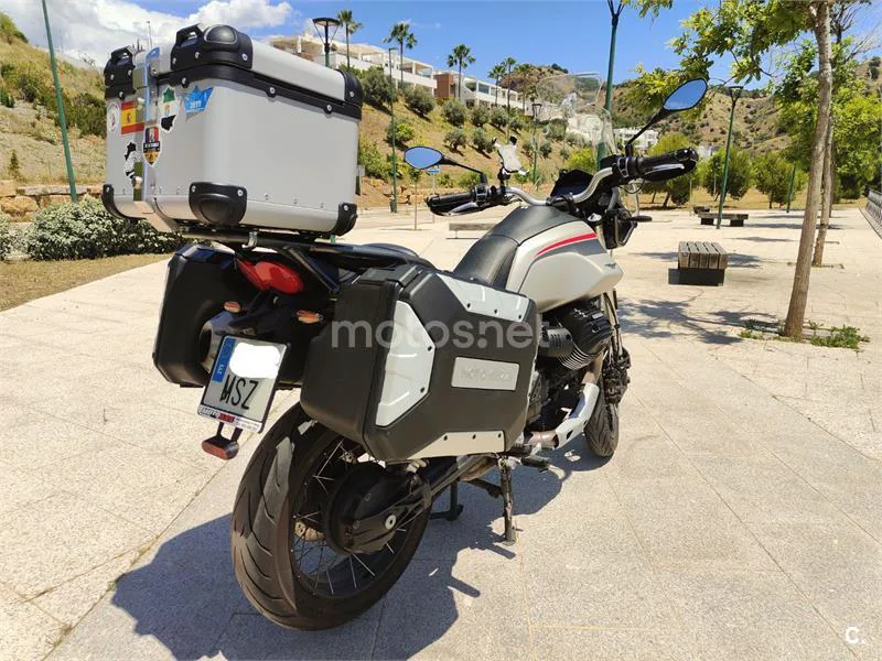 Moto Guzzi V85 TT - Vista 9