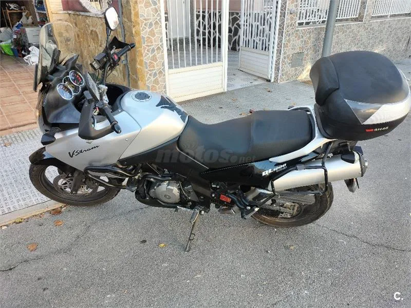 Suzuki V-Strom 1000 – Vista 2