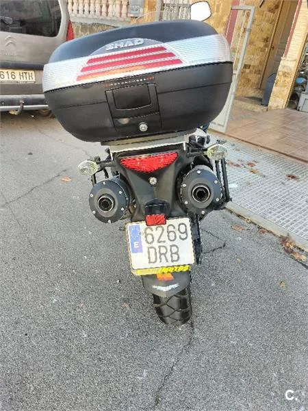 Suzuki V-Strom 1000 – Vista 3
