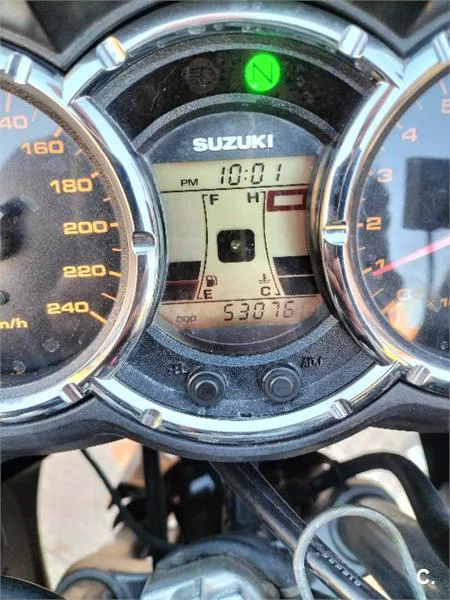 Suzuki V-Strom 1000 – Vista 5