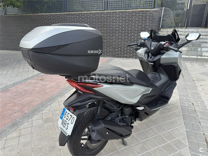 Honda Forza 350 – Vista 2