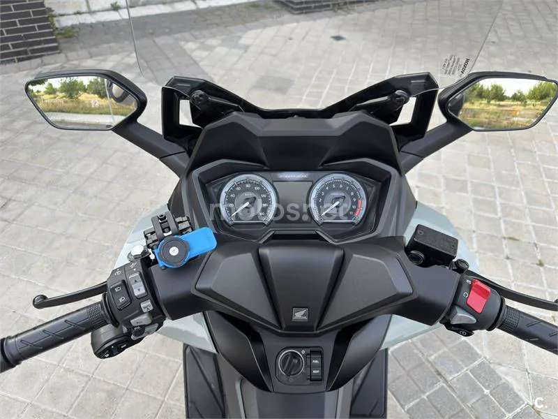 Honda Forza 350 – Vista 8