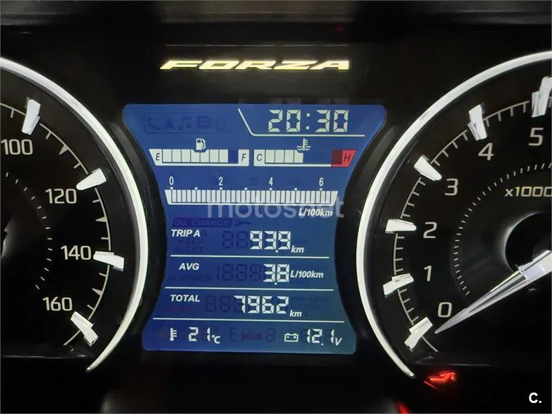 Honda Forza 350 – Vista 10
