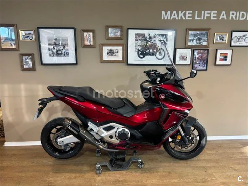 Honda Forza 750 – Vista 5