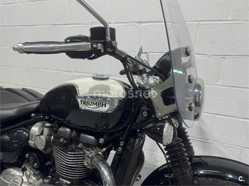 Triumph Bonneville Speedmaster – Vista 13