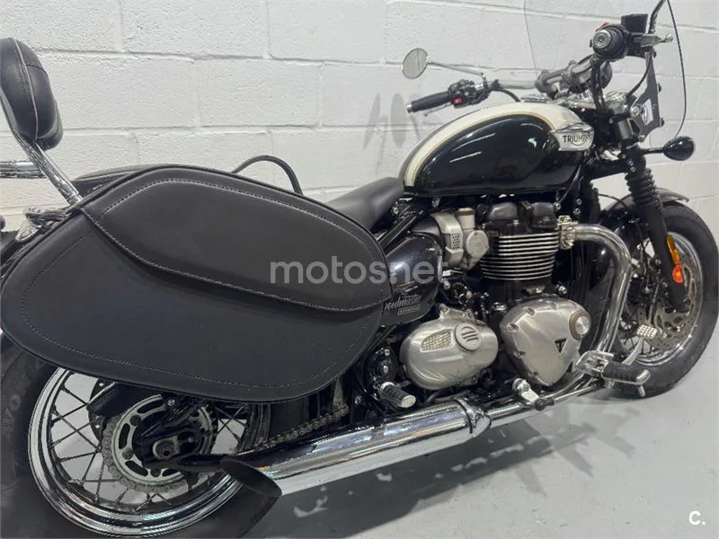 Triumph Bonneville Speedmaster – Vista 17