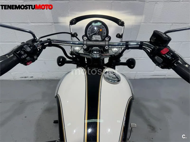 Triumph Bonneville Speedmaster – Vista 10