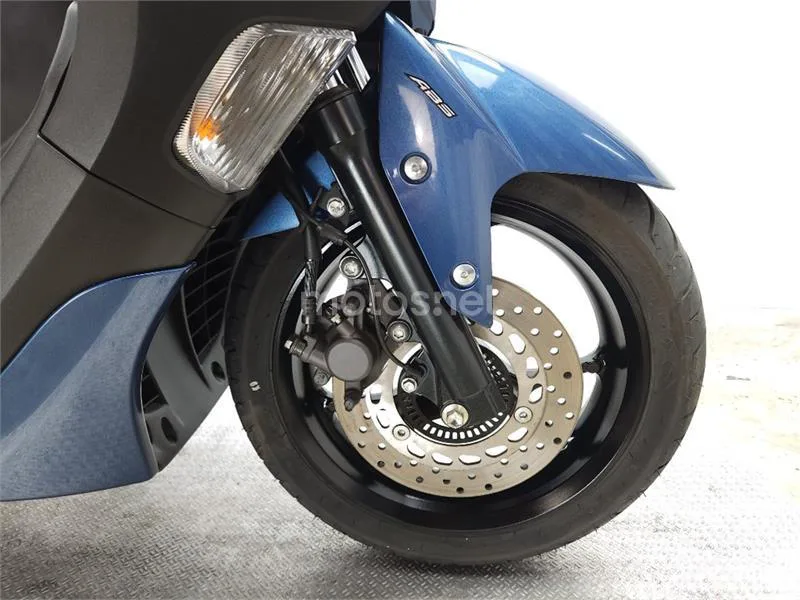 Yamaha NMAX – Vista 11