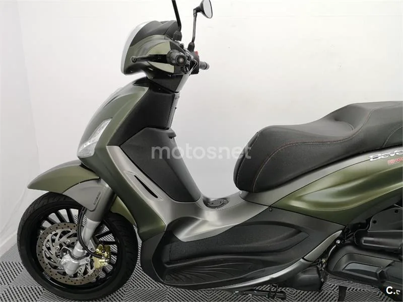 Piaggio Beverly 300 – Vista 18