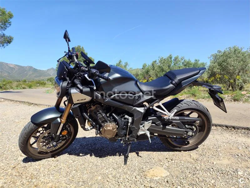 Honda CB 650 R – Vista 7