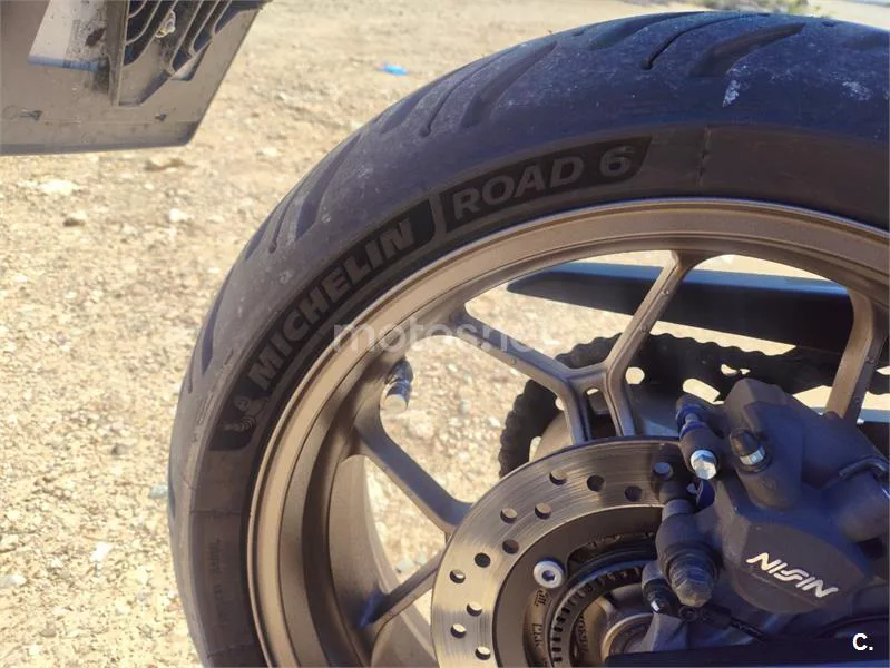 Honda CB 650 R – Vista 8