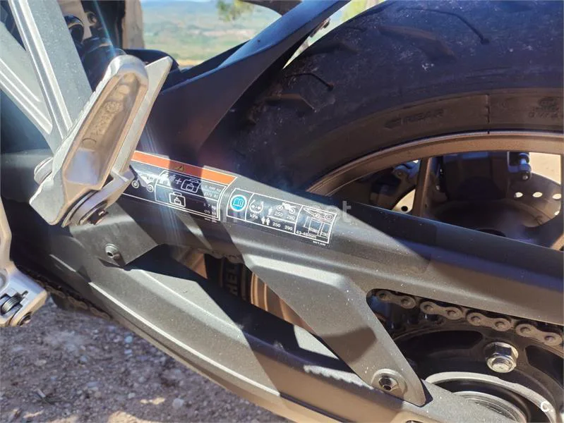 Honda CB 650 R – Vista 10